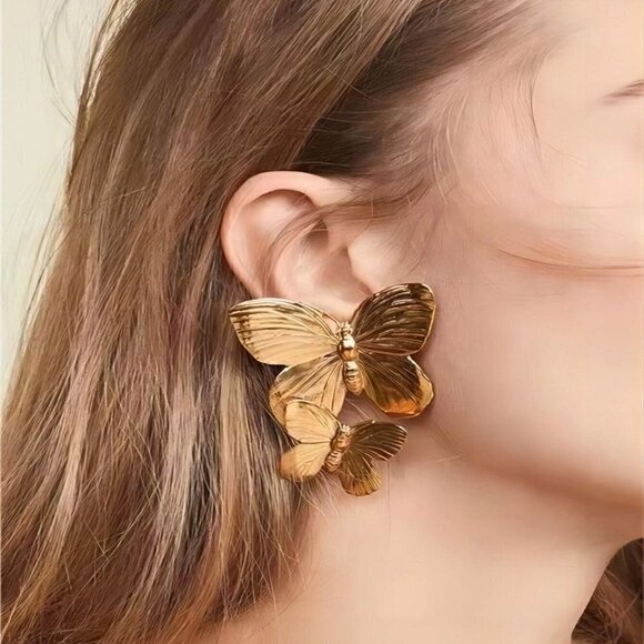 Gold Womens Butterfly Stud Earrings - Picture 1 of 3